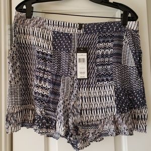 Bcbg maxazria slip on shorts...super cute